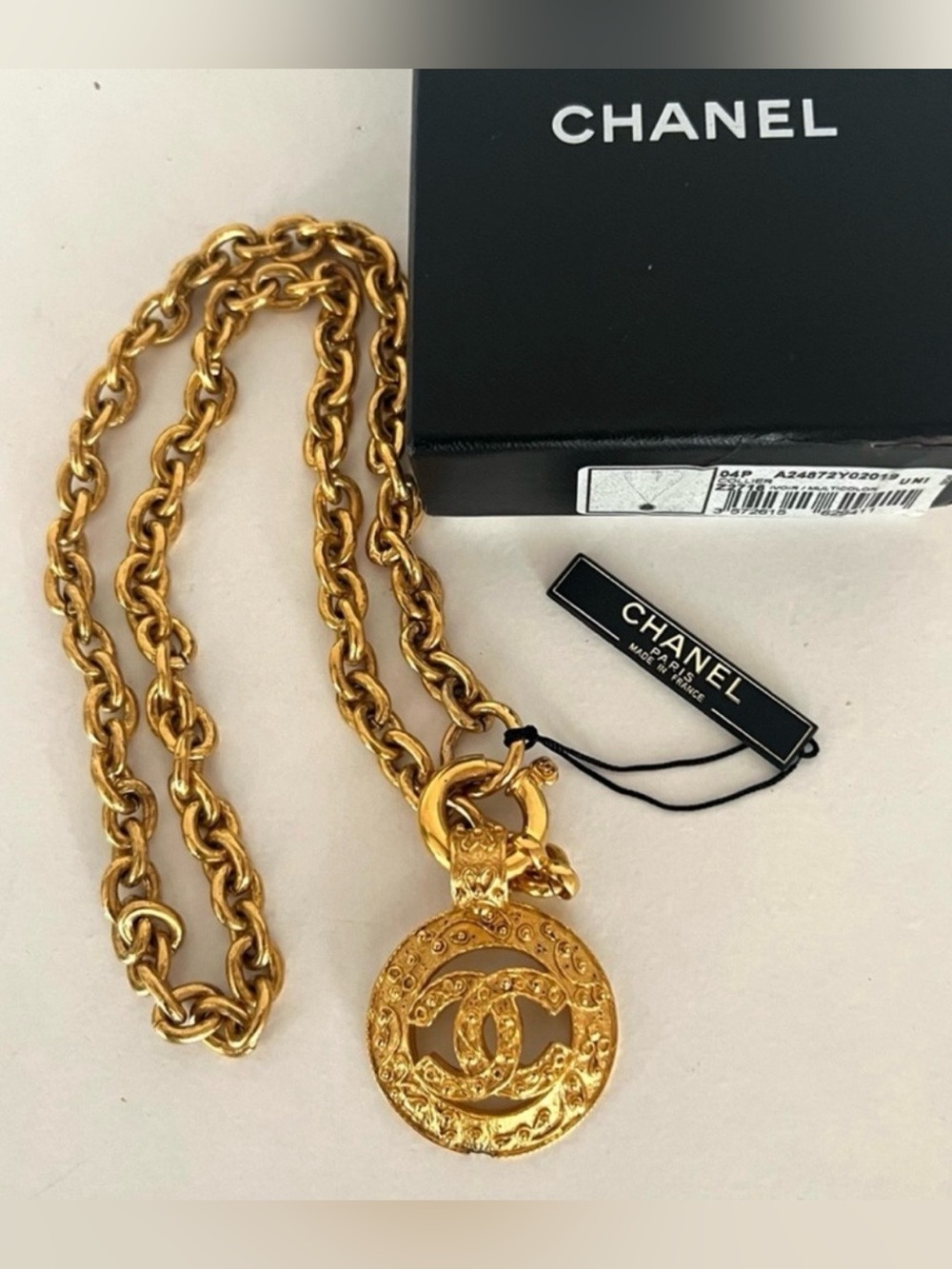 💯 Authentic Chanel Coco Mark Gold Plated 94 A Pendant Necklace W/Box❤️